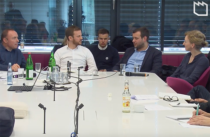 Fördert die Reportage Übertreibung und Betrug? Workshop 334